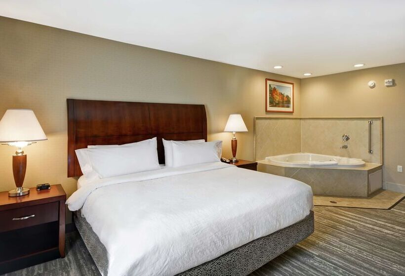 בית מלון כפרי Hilton Garden Inn Riverhead