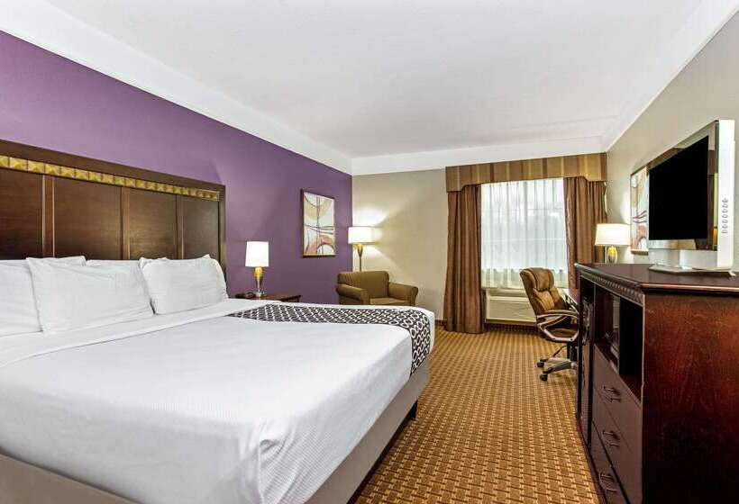 호텔 La Quinta Inn & Suites By Wyndham Cleburne