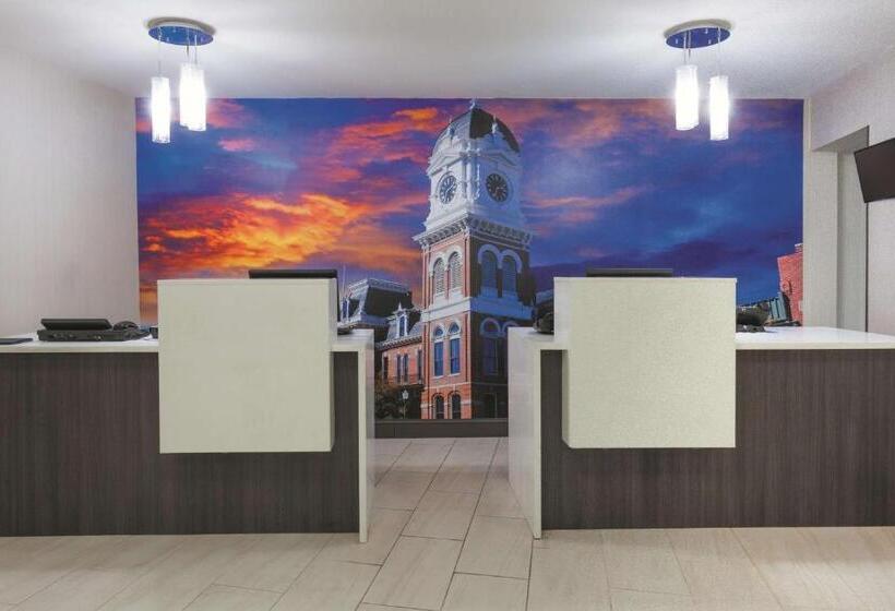 فندق La Quinta Inn & Suites By Wyndham Covington