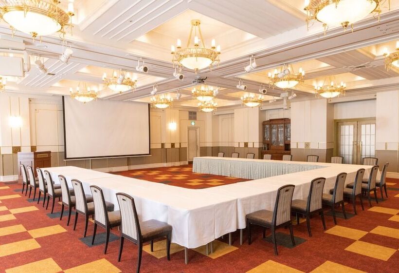 هتل Monterey Sendai