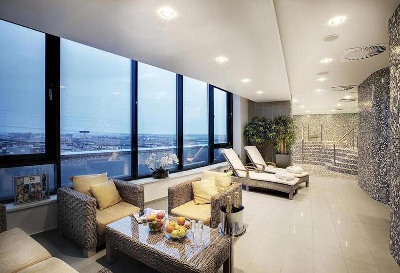 호텔 NH Bratislava Gate One