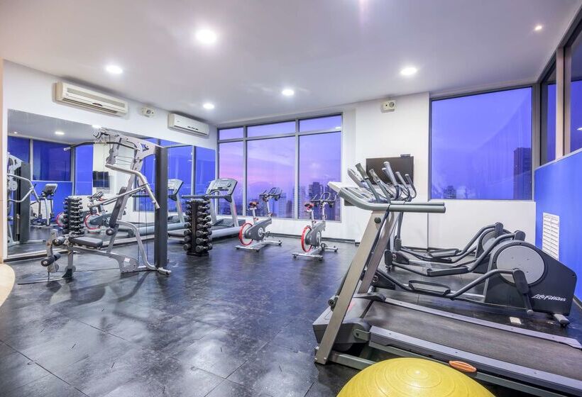 Fotos del hotel Nh Collection Royal Smartsuites:  11