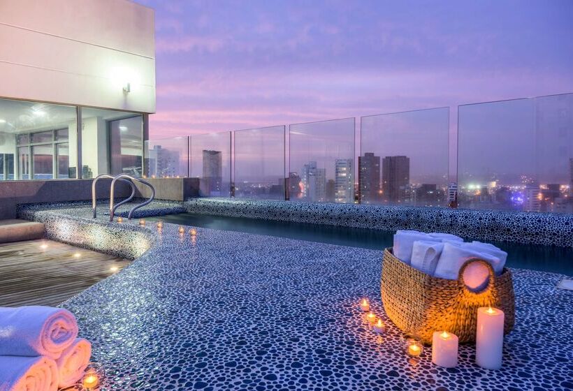 Fotos del hotel Nh Collection Royal Smartsuites:  3