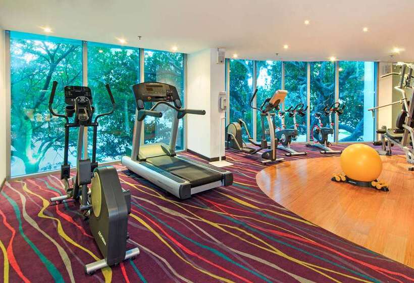 Fotos del hotel Nh Collection Royal Smartsuites:  10