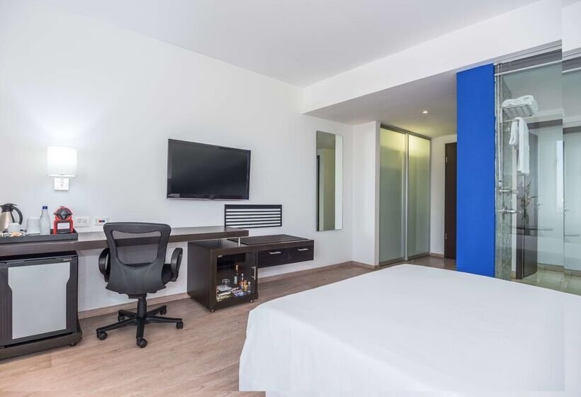 Fotos del hotel Nh Collection Royal Smartsuites:  21