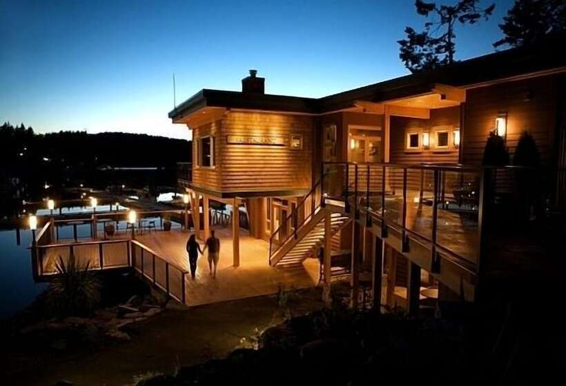 فندق Painted Boat Resort Spa And Marina