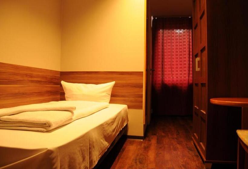 Fotos del hotel Potsdamer Inn:  11