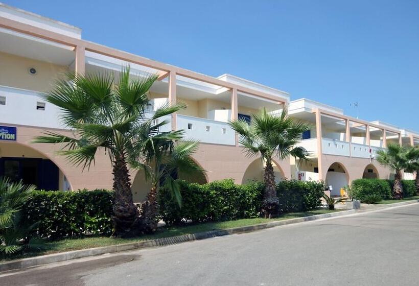 هتل Residence Oasi Salento
