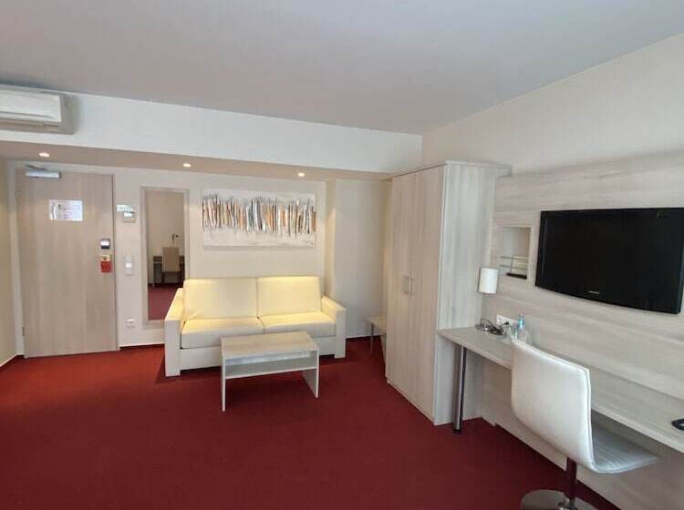 Fotos del hotel Rödelheimer Hof - Am Wasserturm:  10