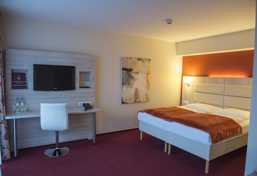 Fotos del hotel Rödelheimer Hof - Am Wasserturm:  4