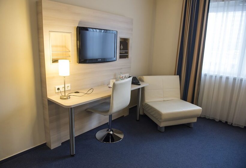 Fotos del hotel Rödelheimer Hof - Am Wasserturm:  9