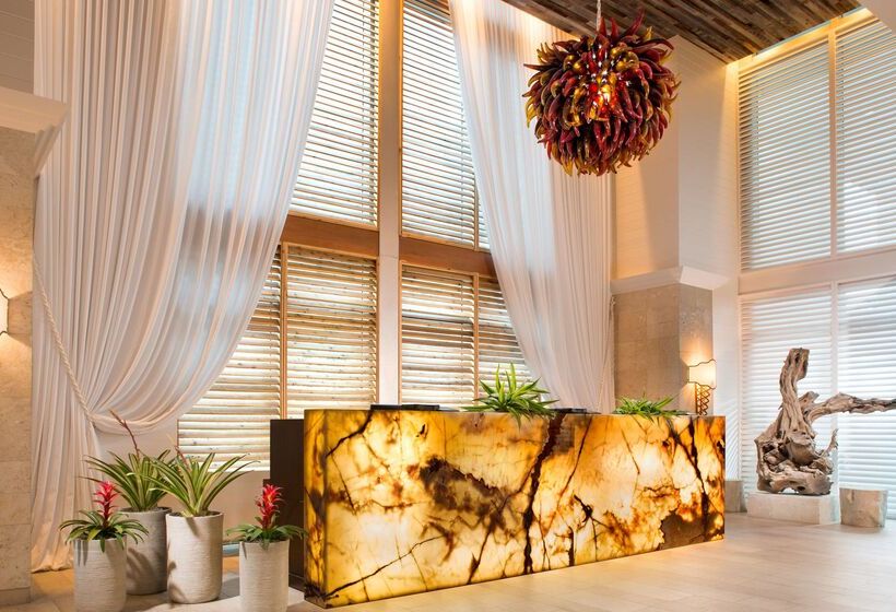 هتل Sole Miami A Noble House Resort