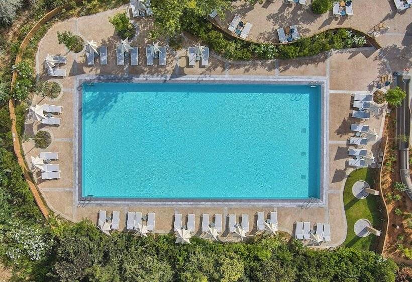 هتل The Westin Resort Costa Navarino