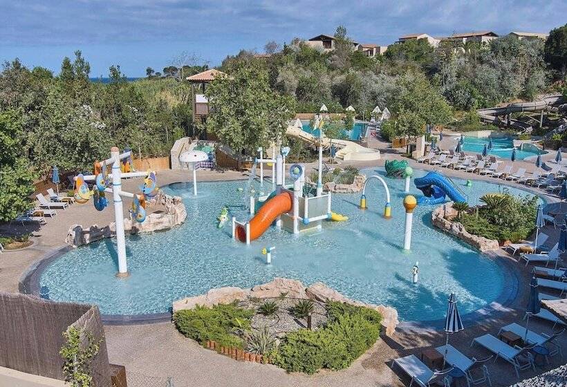 هتل The Westin Resort Costa Navarino