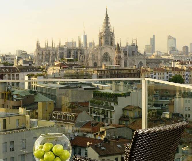 هتل Uptown Palace