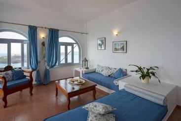 Kastro Suites