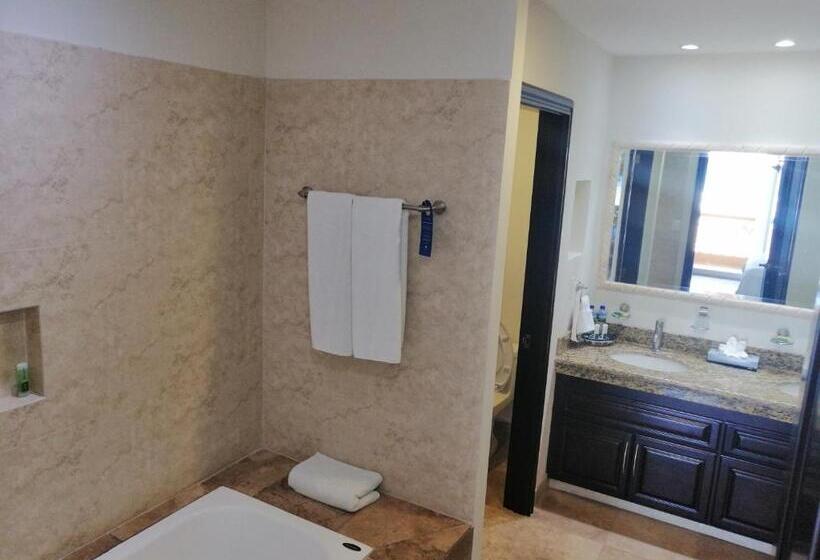 استراحتگاه Luxury Suites By Estrella Del Mar