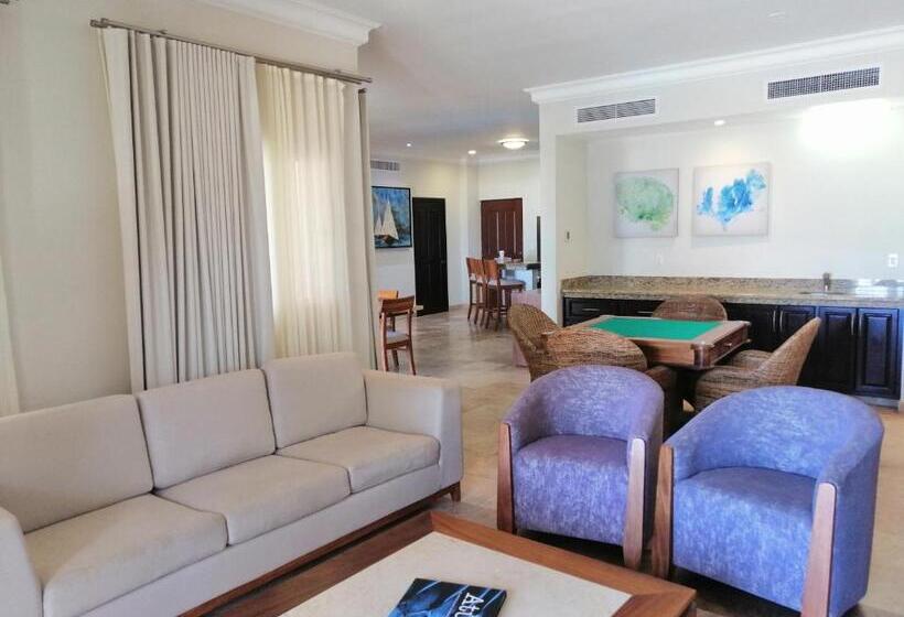 استراحتگاه Luxury Suites By Estrella Del Mar
