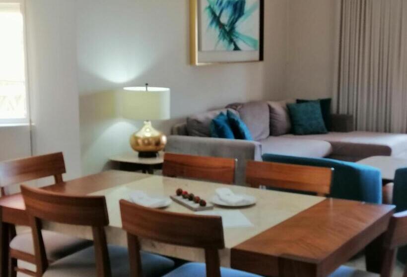 استراحتگاه Luxury Suites By Estrella Del Mar