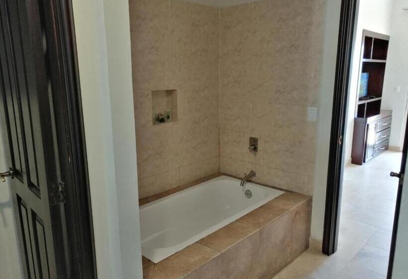 استراحتگاه Luxury Suites By Estrella Del Mar