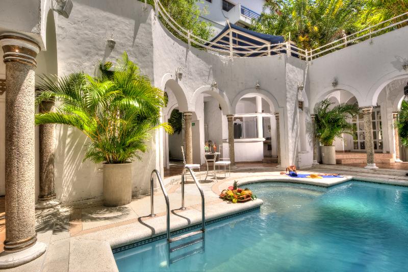 Santorini Resort