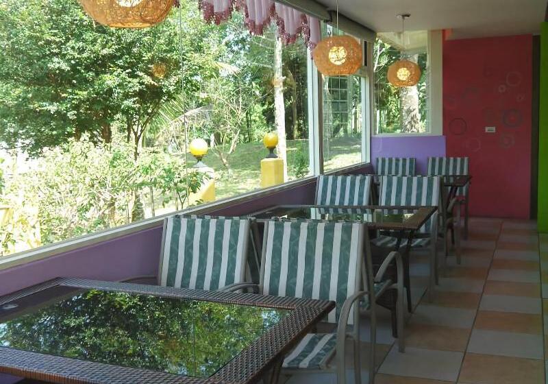 هتل Chambord Castle