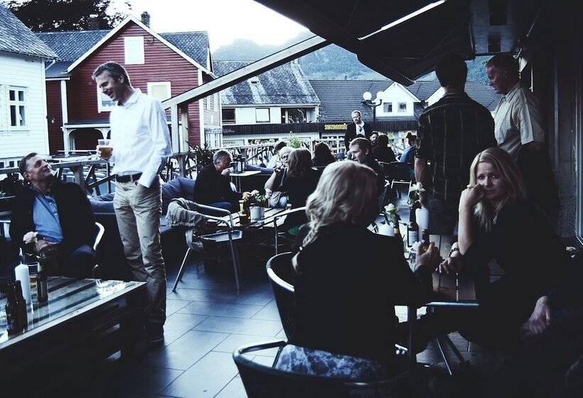 هتل Fugl Fønix