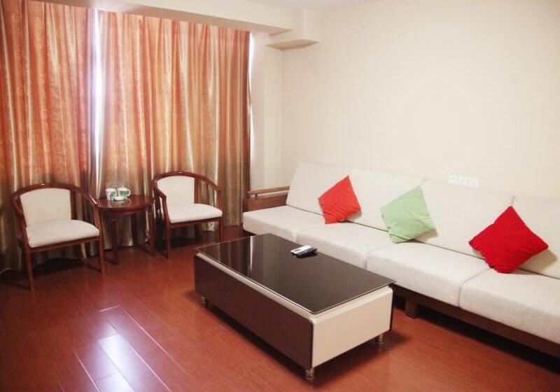 هتل Greentree Inn Hebei Handan Railway Station Express