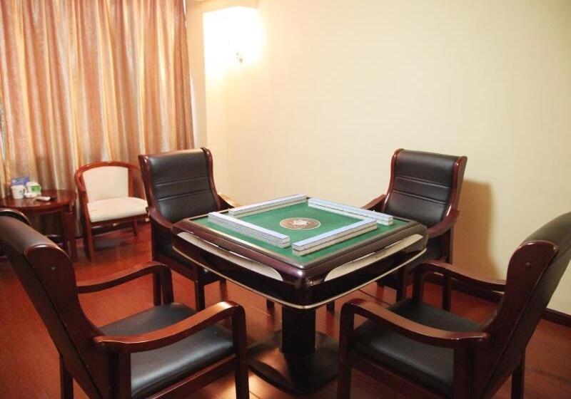 هتل Greentree Inn Hebei Handan Railway Station Express