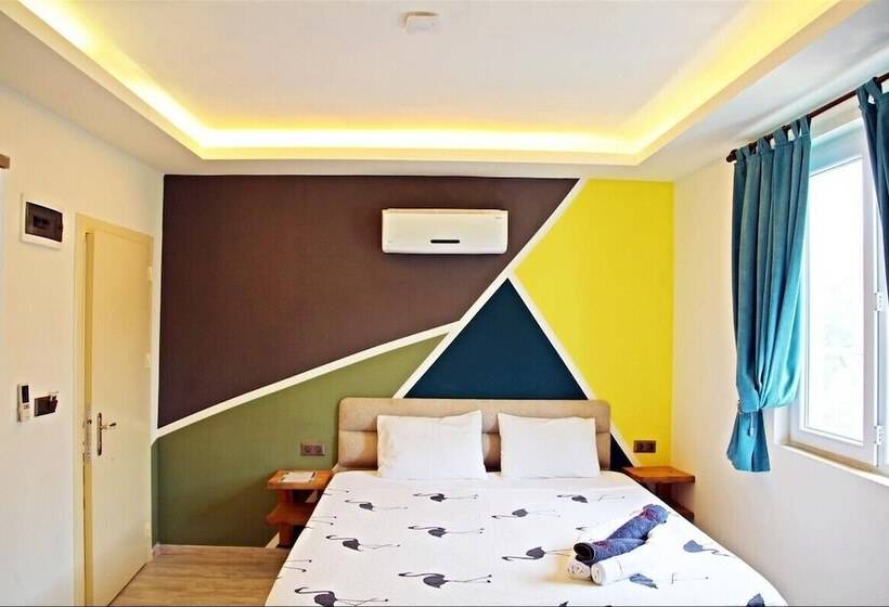 هتل Kas 11 Oda Boutique Pension