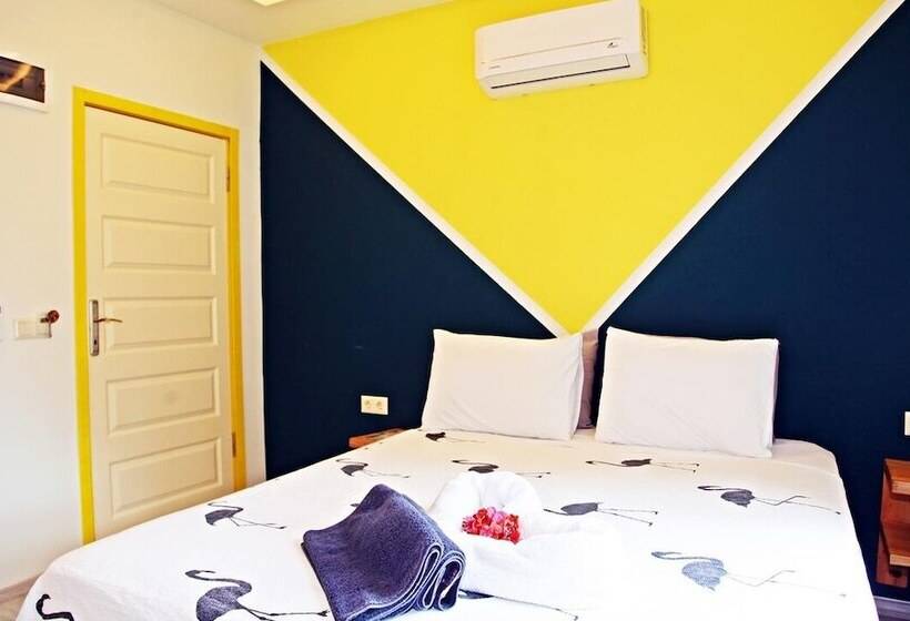هتل Kas 11 Oda Boutique Pension