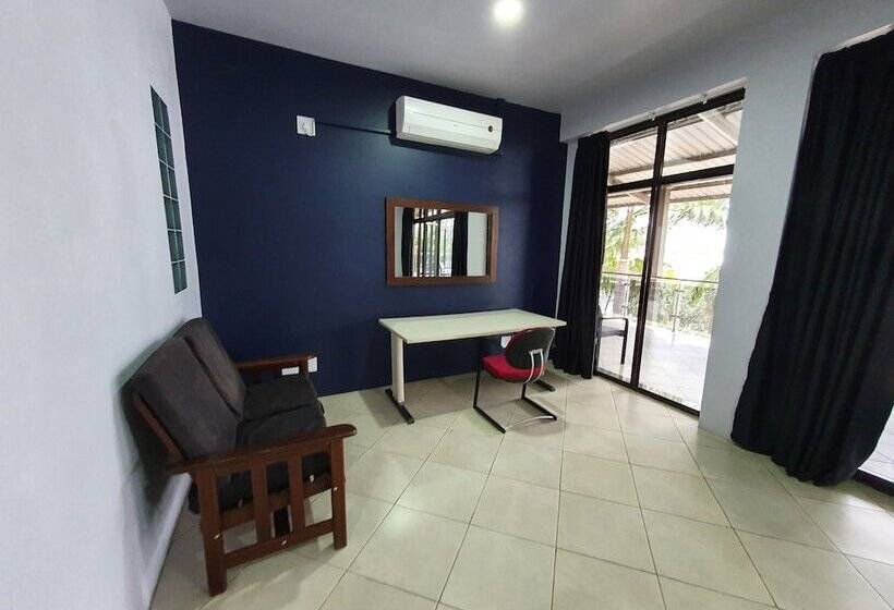 مبيت وإفطار Zambezi Riverside Accommodation