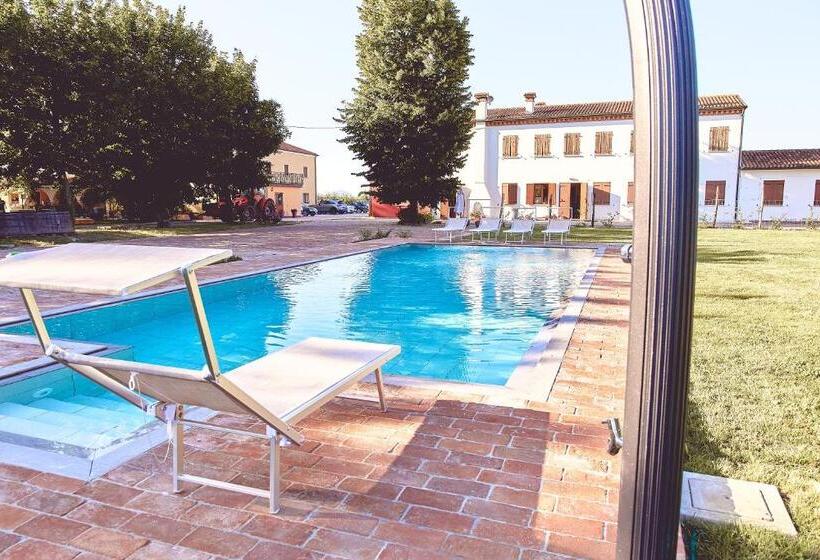 فندق Agriturismo La Foscarina