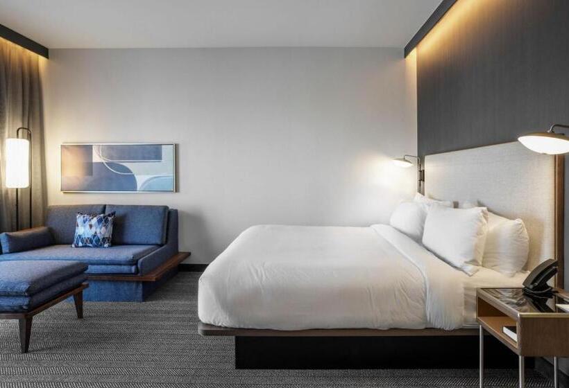 هتل Courtyard By Marriott Indianapolis Fishers