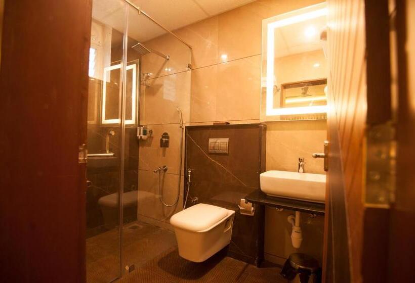 בית מלון כפרי Mc Suites Mysuru