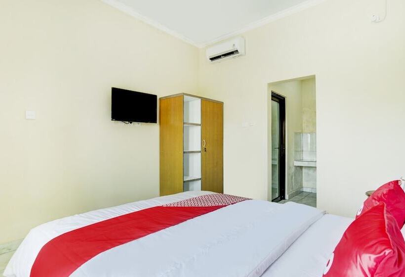 Отель Oyo 90690 Pondok Dukuh