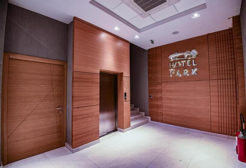 هتل Park Shtip