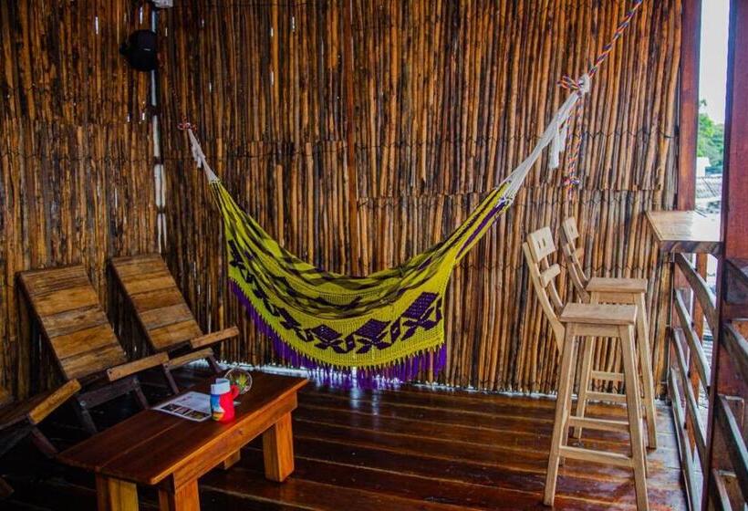 پانسیون Hostal Sumaiwa