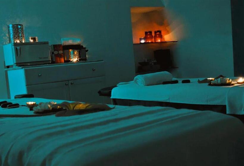 استراحتگاه Alchimia Luxury Suites