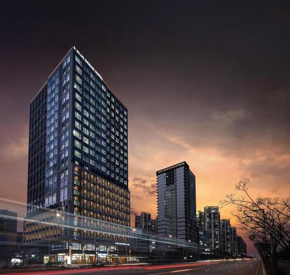Blue Ocean Residence