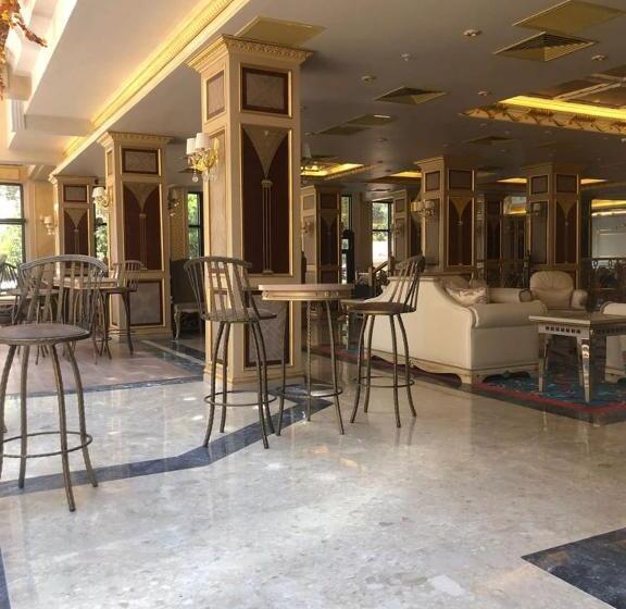 Fotos del hotel Golden Hill  Downtown:  46