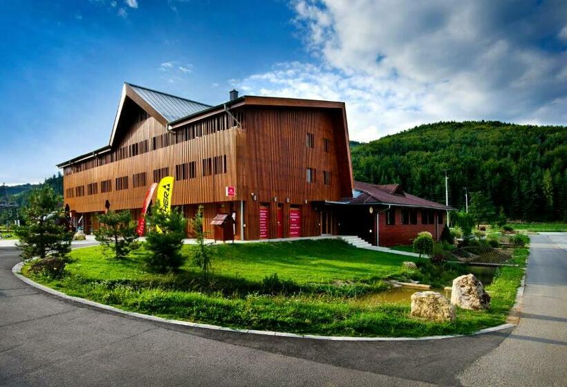 호텔 Apartmány Humno