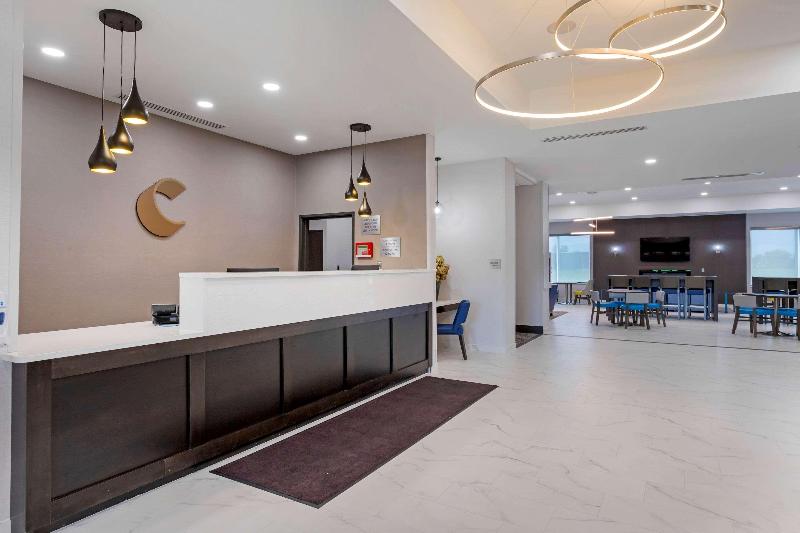 فندق Comfort Inn & Suites Adrian