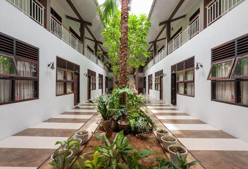 هتل Reddoorz Syariah Near Banda Aceh Convention Hall