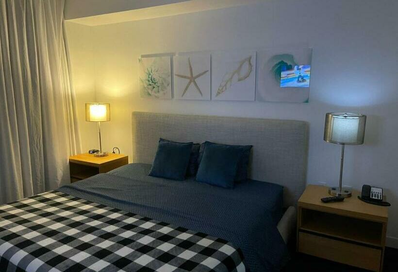 Iconic View   Hotel S Benefits   Low Rates