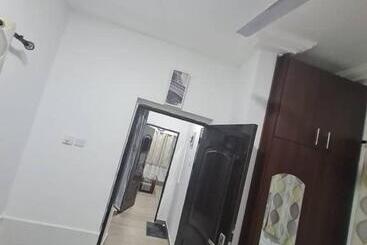 تختخواب و صبحانه Nesta Barron Home Away From Home