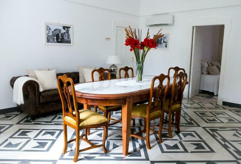 تختخواب و صبحانه Villa Aurelia Suites And Apartments