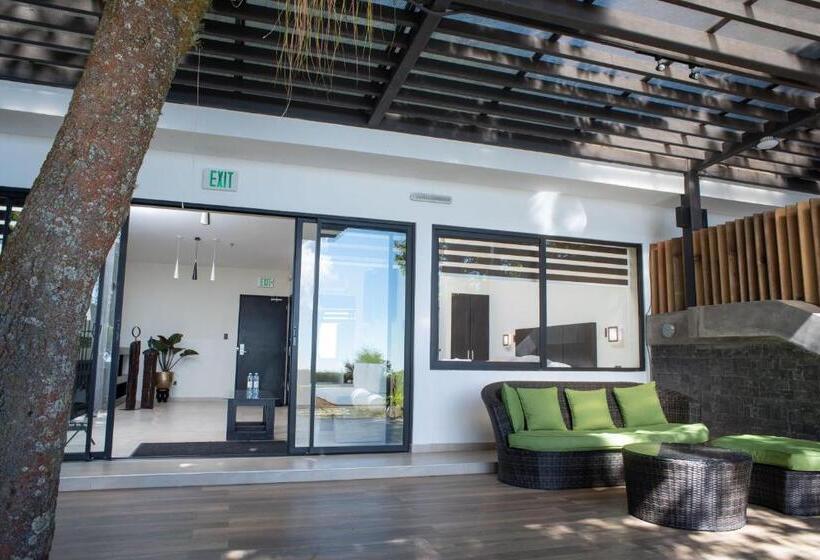 هتل Casa 1800 Cerro Verde