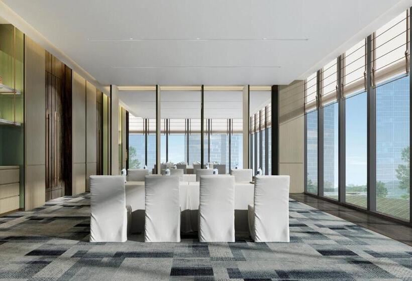 هتل Courtyard By Marriott Luoyang