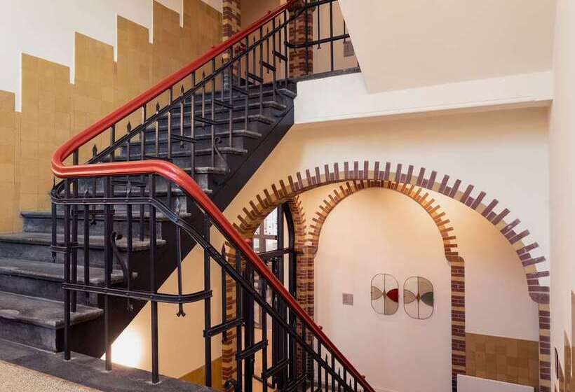 فندق Doubletree By Hilton Sittard